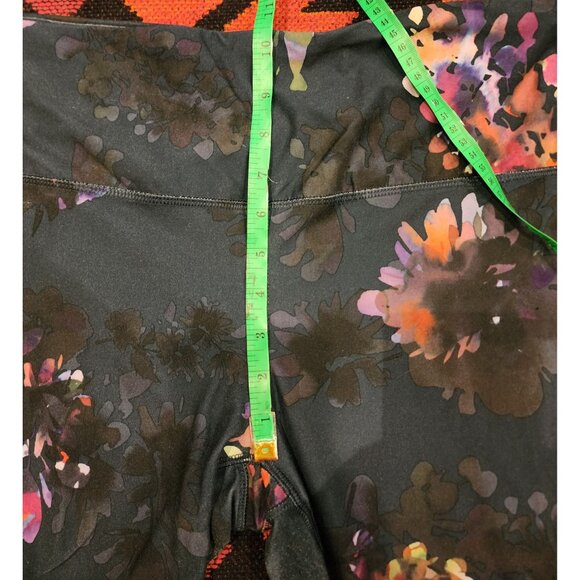 RBX Women's Floral Print High-Waisted Capri Leggings - Picture 3 of 9